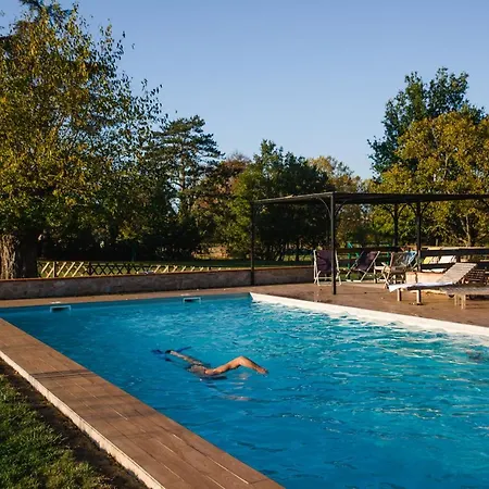 别墅 La Bastide Des Tourelles Marzens
